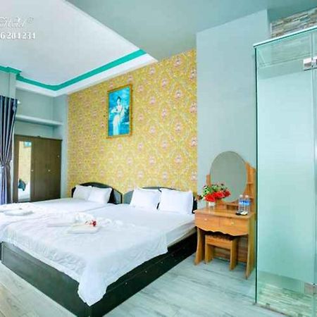 קוי נון Yen Vy Hotel מראה חיצוני תמונה