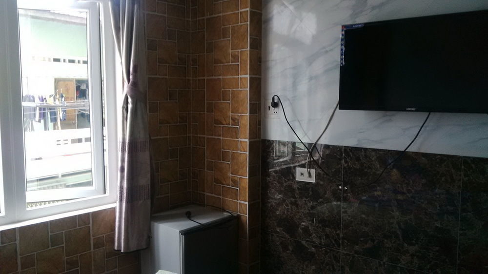 קוי נון Yen Vy Hotel מראה חיצוני תמונה