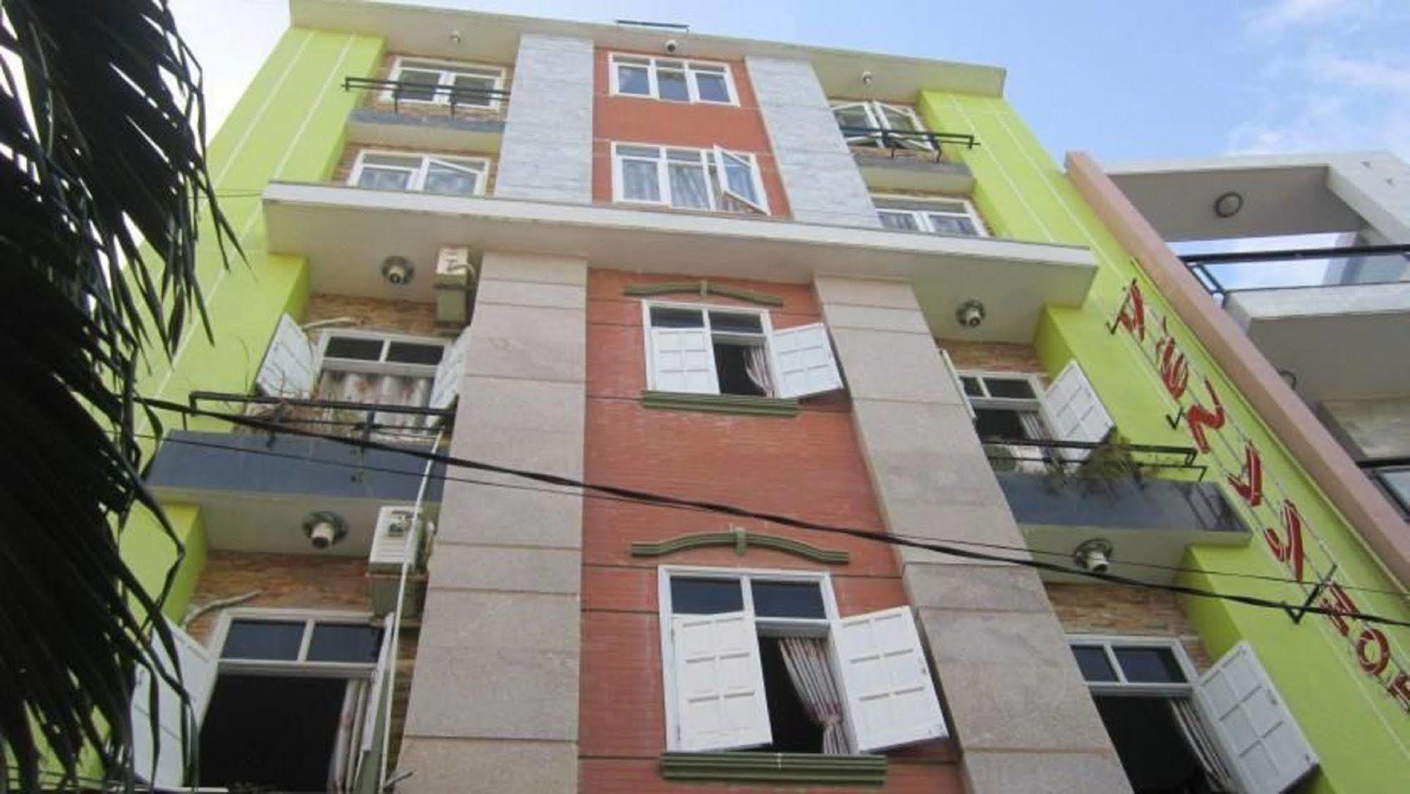 קוי נון Yen Vy Hotel מראה חיצוני תמונה